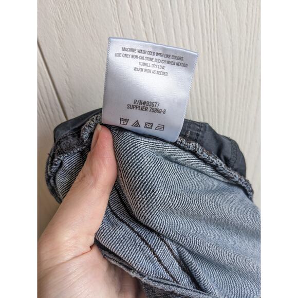 Liz Claiborne Women's Blue Slim Straight Leg Ultimate Fit Jeans Size 24WS - Picture 5 of 5